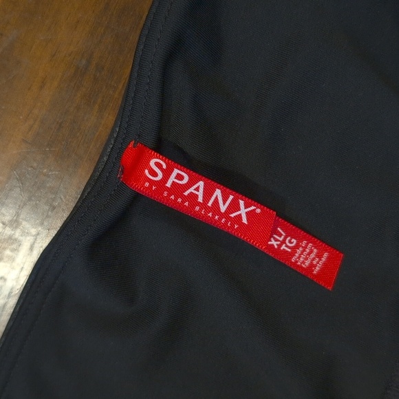 Spanx Faux Leather Leggings - Picture 7 of 10